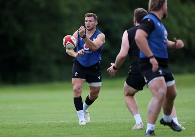 020625 - Wales Rugby Training - First day of summer camp - Elliot Dee during training