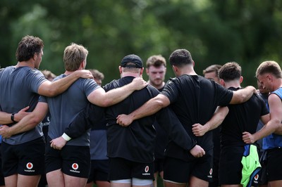 020625 - Wales Rugby Training - First day of summer camp - Team huddle