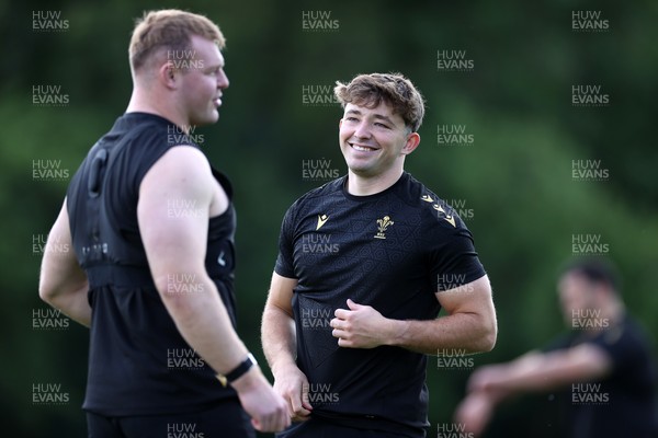 020625 - Wales Rugby Training - First day of summer camp - Dan Edwards during training