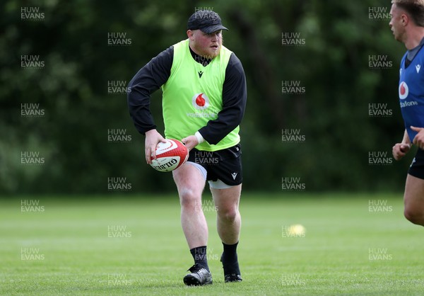 020625 - Wales Rugby Training - First day of summer camp - Keiron Assiratti during training