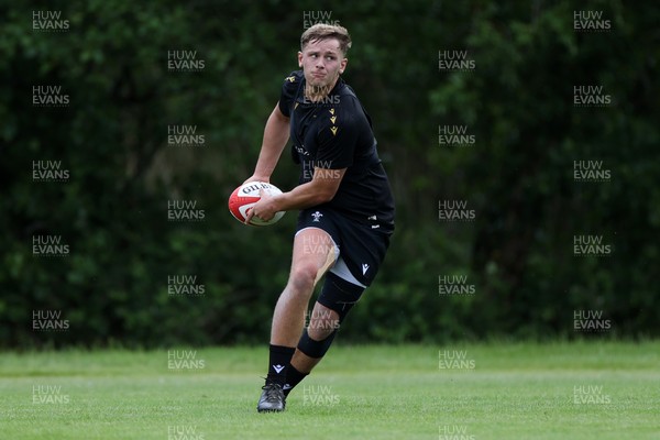 020625 - Wales Rugby Training - First day of summer camp - Alex Mann during training