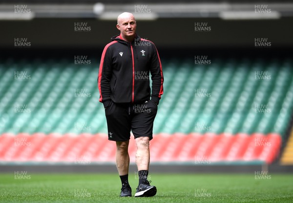 020721 - Wales Rugby Training - Martyn Williams during training