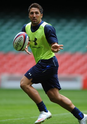 02.08.11 - Wales Rugby Training - Gavin Henson during training. 