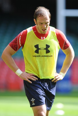 02.08.11 - Wales Rugby Training - Alun Wyn Jones during training. 