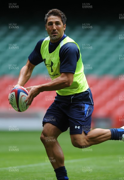 02.08.11 - Wales Rugby Training - Gavin Henson during training. 