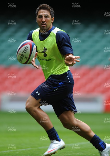 02.08.11 - Wales Rugby Training - Gavin Henson during training. 
