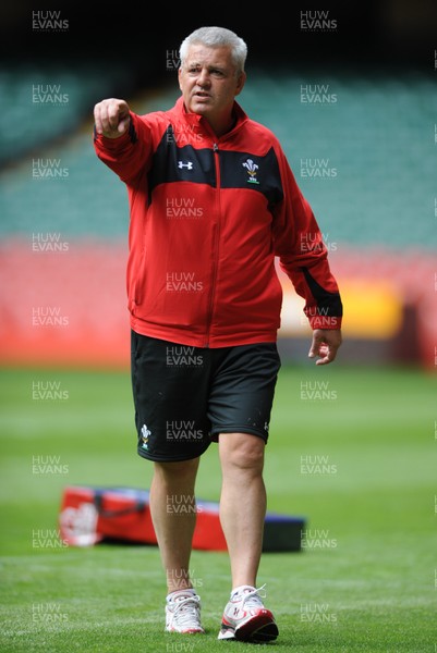 02.08.11 - Wales Rugby Training - Head coach Warren Gatland during training. 