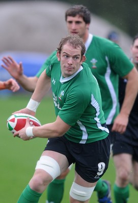 02.11.09 - Wales Rugby Training Alun Wyn Jones in action as Luke Charteris follows during training. 
