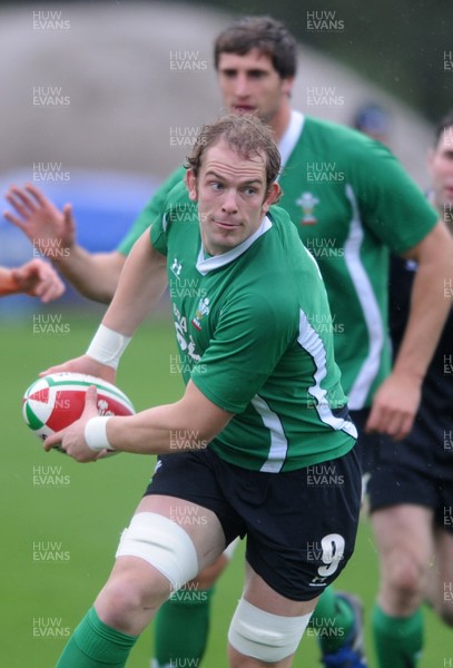 02.11.09 - Wales Rugby Training Alun Wyn Jones in action as Luke Charteris follows during training. 