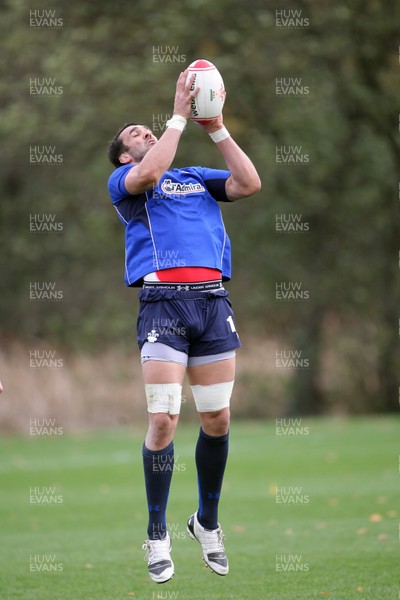 02.11.10. Wales Rugby Training... Jonathan Thomas during training.. 