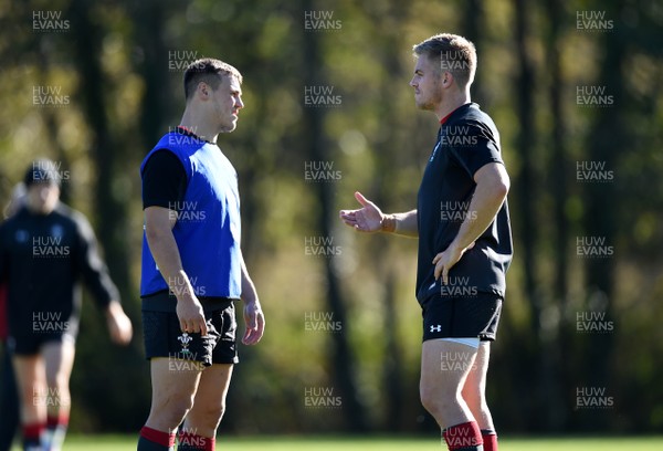 021118 - Wales Rugby Training - Jarrod Evans and Gareth Anscombe during training