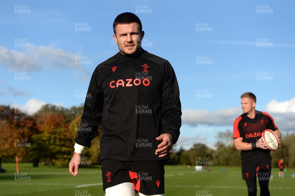 021121 - Wales Rugby Training - Ellis Jenkins during training