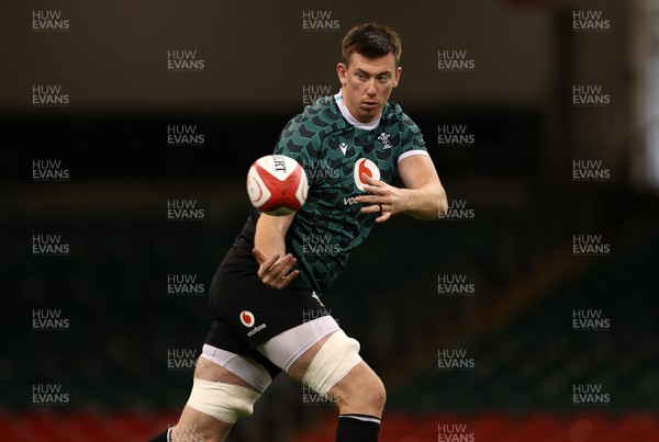 021123 - Wales Rugby Training against Dragons in the week leading to their game against the Barbarians at the Principality Stadium - Adam Beard during training