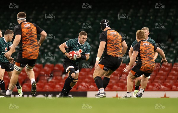 021123 - Wales Rugby Training against Dragons in the week leading to their game against the Barbarians at the Principality Stadium - Dan Lydiate during training