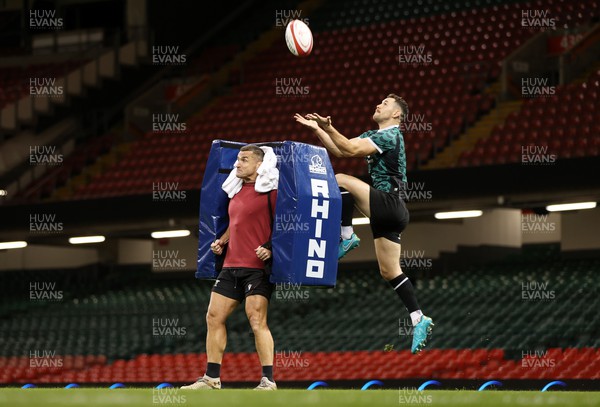 021123 - Wales Rugby Training against Dragons in the week leading to their game against the Barbarians at the Principality Stadium - Tomos Williams during training