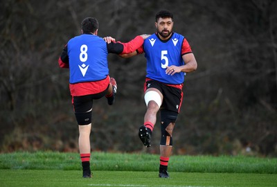 021220 - Wales Rugby Training - Justin Tipuric and Taulupe Faletau during training