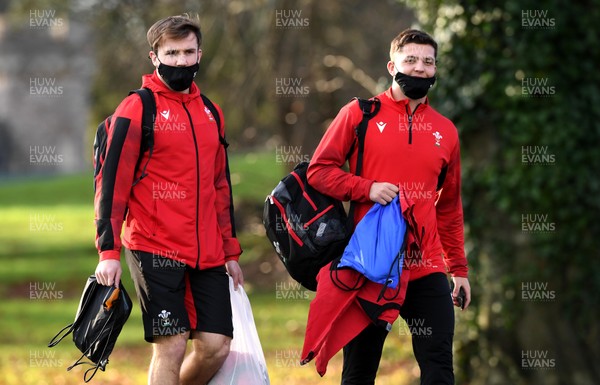 021220 - Wales Rugby Training - Ioan Lloyd and Callum Sheedy during training