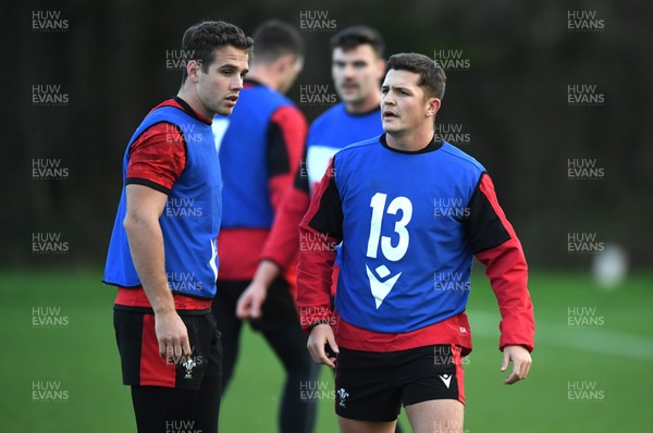 021220 - Wales Rugby Training - Kieran Hardy and Callum Sheedy during training