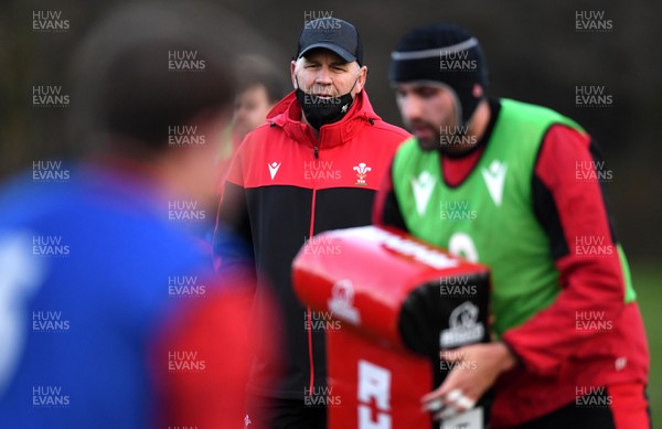 021220 - Wales Rugby Training - Wayne Pivac during training