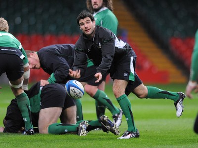03.02.09 - Wales Rugby Training - Mike Phillips in action during training. 