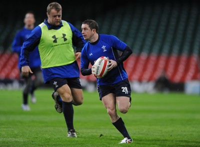 03.02.11 - Wales Rugby Captains Run - Shane Williams during training. 