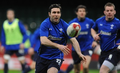 03.02.11 - Wales Rugby Captains Run - Stephen Jones during training. 