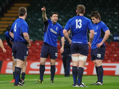 03.02.11 - Wales Rugby Captains Run - Stephen Jones during training. 