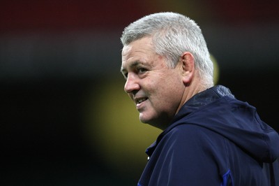 03.02.11 -Wales Captains Run, Millennium Stadium -  Wales' coach Warren Gatland during training session 