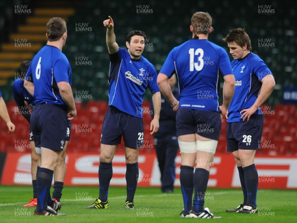 03.02.11 - Wales Rugby Captains Run - Stephen Jones during training. 