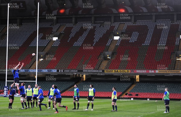 03.02.11 - Wales Rugby Captains Run - Wales players train at the Millennium Stadium. 