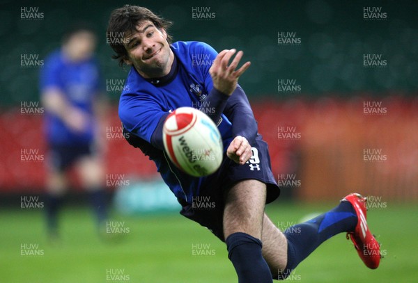 03.02.11 -Wales Captains Run, Millennium Stadium -  Wales' Mike Phillips during training session 