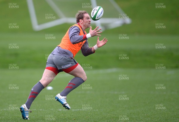 030214 - Wales Rugby Training -Alun Wyn Jones during training