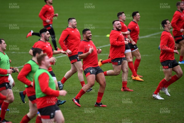 030220 - Wales Rugby Training - Players during warm up