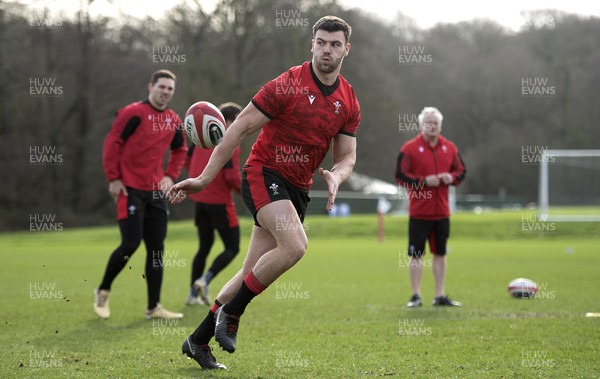 030221 - Wales Rugby Training - Johnny Williams during training