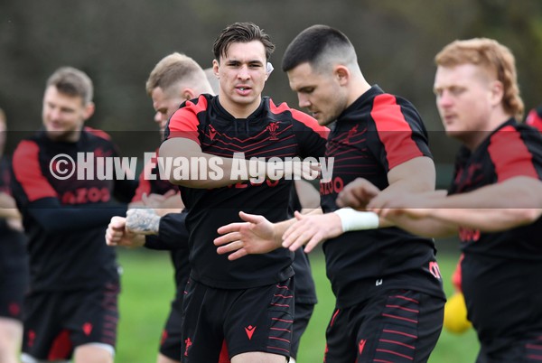 030222 - Wales Rugby Training - Taine Basham during training
