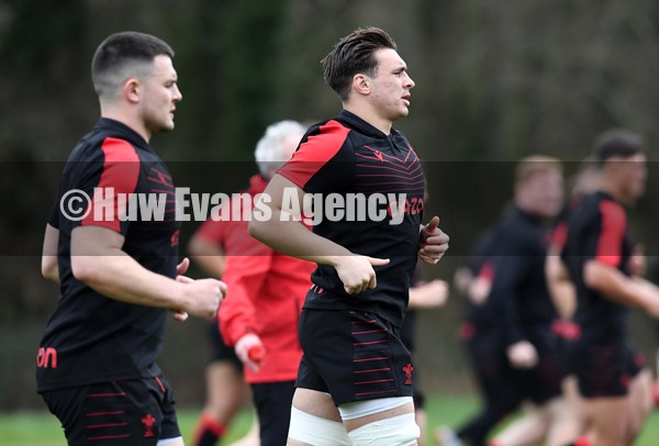 030222 - Wales Rugby Training - Ellis Jenkins and Taine Basham during training