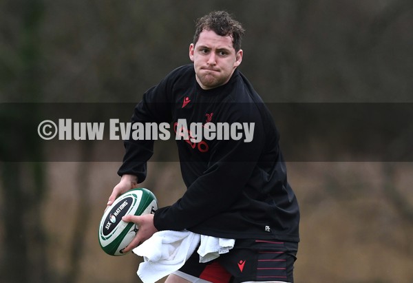 030222 - Wales Rugby Training - Ryan Elias during training