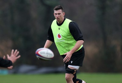 030226 - Wales Rugby Training - Adam Beard during training