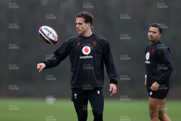 030226 - Wales Rugby Training - Kieran Hardy during training