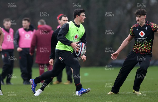 030226 - Wales Rugby Training - Louis Rees-Zammit during training