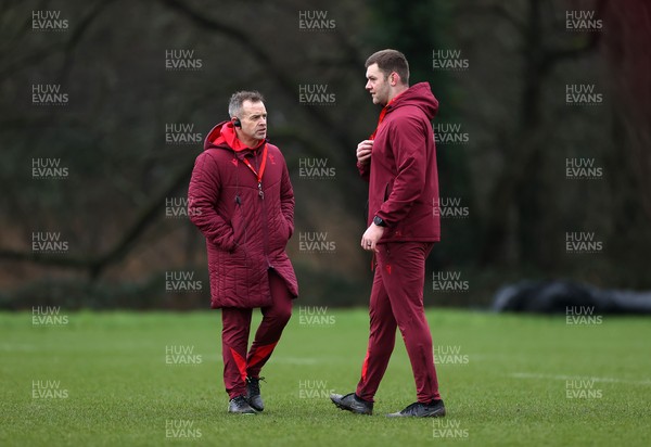 030226 - Wales Rugby Training - Danny Wilson, Assistant Coach and Dan Lydiate, Assistant Defence Coach during training