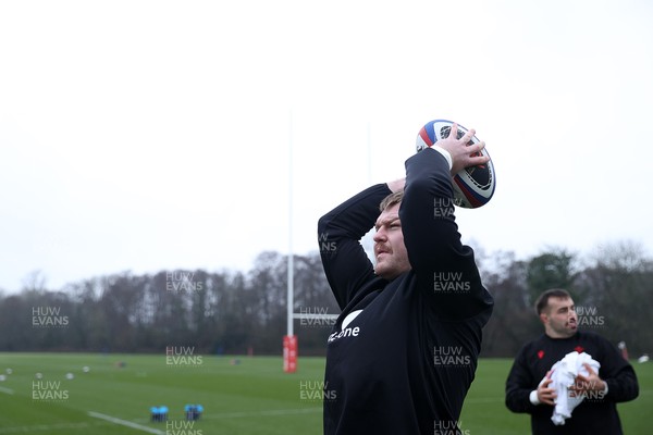030226 - Wales Rugby Training - Dewi Lake during training