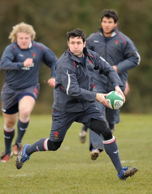 03.03.08 - Wales Rugby Training - Stephen Jones in action during training 