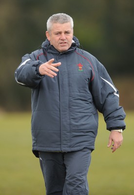 03.03.08 - Wales Rugby Training - Wales Coach, Warren Gatland during training 