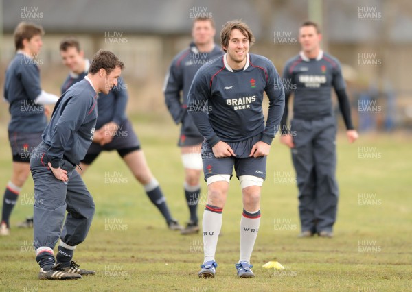 03.03.08 - Wales Rugby Training - Ryan Jones in action during training 