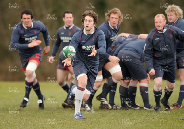 03.03.08 - Wales Rugby Training - Ryan Jones in action during training 