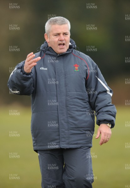 03.03.08 - Wales Rugby Training - Wales Coach, Warren Gatland during training 