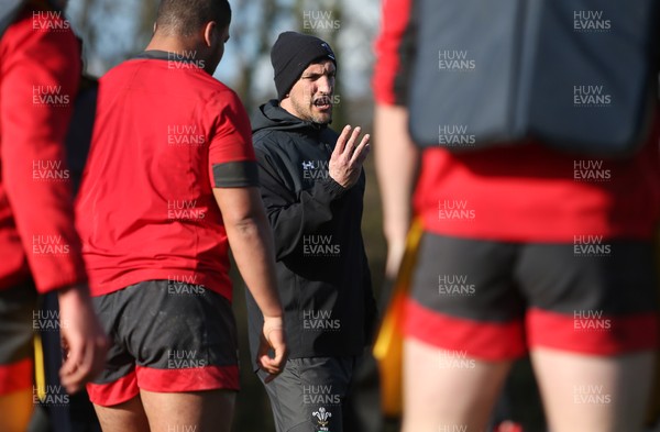 030320 - Wales Rugby Training - Sam Warburton during training