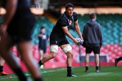 030325 - Wales Rugby Training at the Principality Stadium at the start of the week leading up to their 6 Nations game against Scotland - Teddy Williams during training