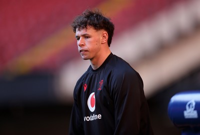 030325 - Wales Rugby Training at the Principality Stadium at the start of the week leading up to their 6 Nations game against Scotland - Tom Rogers during training